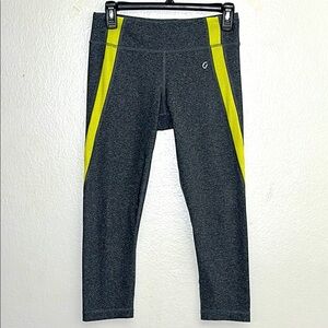 VOGO Athletica Gray and Yellow Performance Leggings